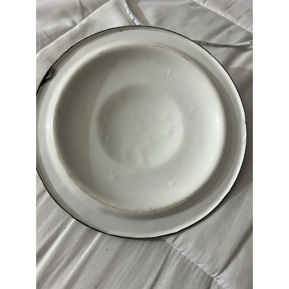 VINTAGE‎ GRANITEWARE ENAMEL POT COVER LID ENAMELWARE COOKING PART WHITE 6.75in